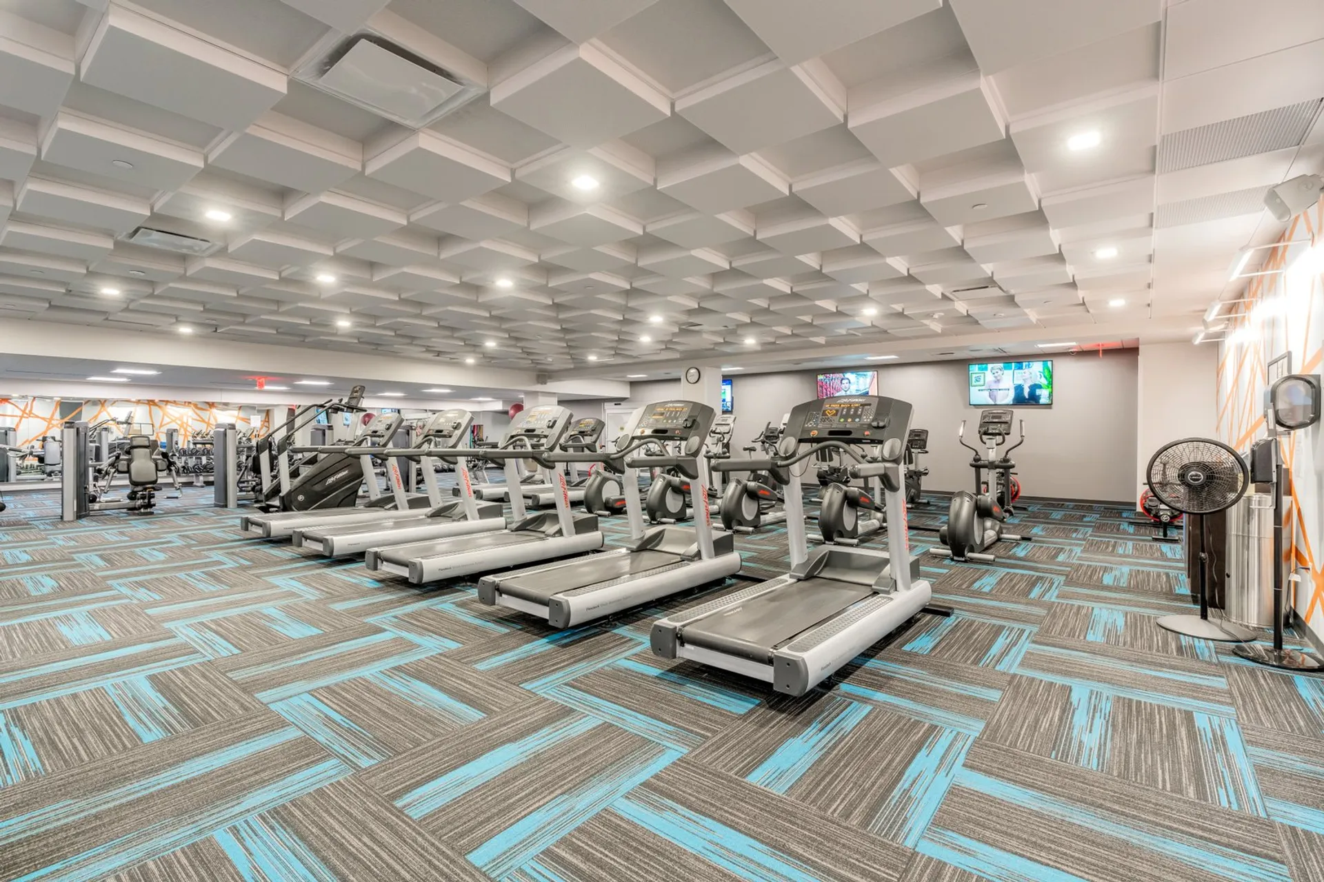 State-of-the-art fitness center in U.S Bank Center building