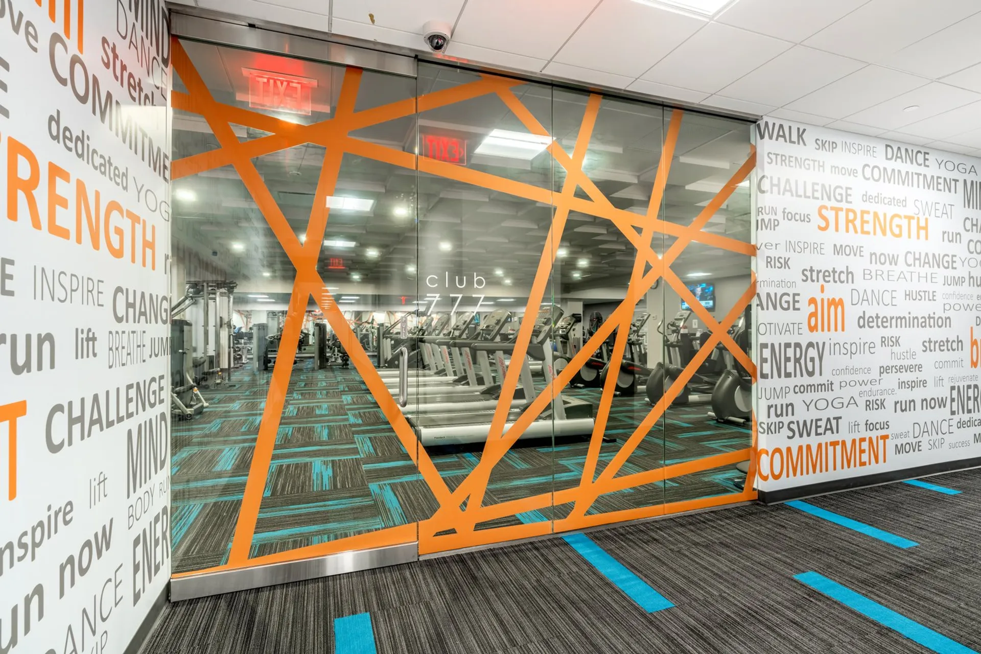 Fully equipped fitness center designed to support health and wellness of U.S Bank Center tenants
