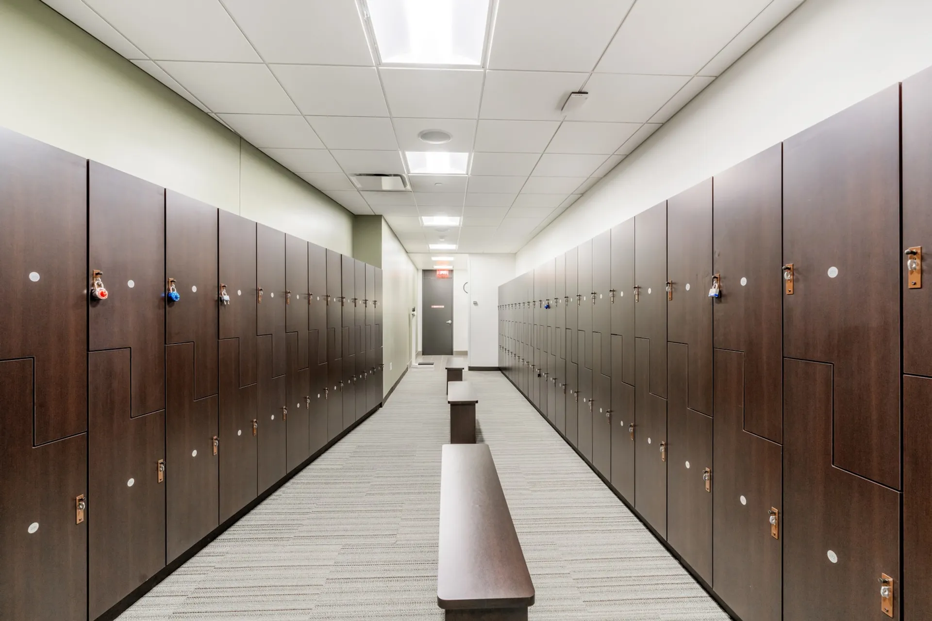 Spacious locker room with secure storage in U.S Bank Center building