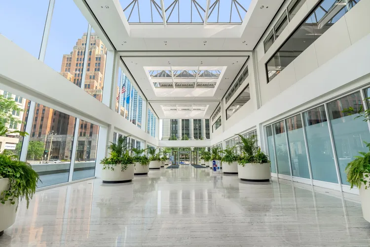 Open lobby with modern design and natural light in U.S Bank Center building